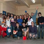 52.11....dintr-o casa de lemn, intr-un tron de ciment...